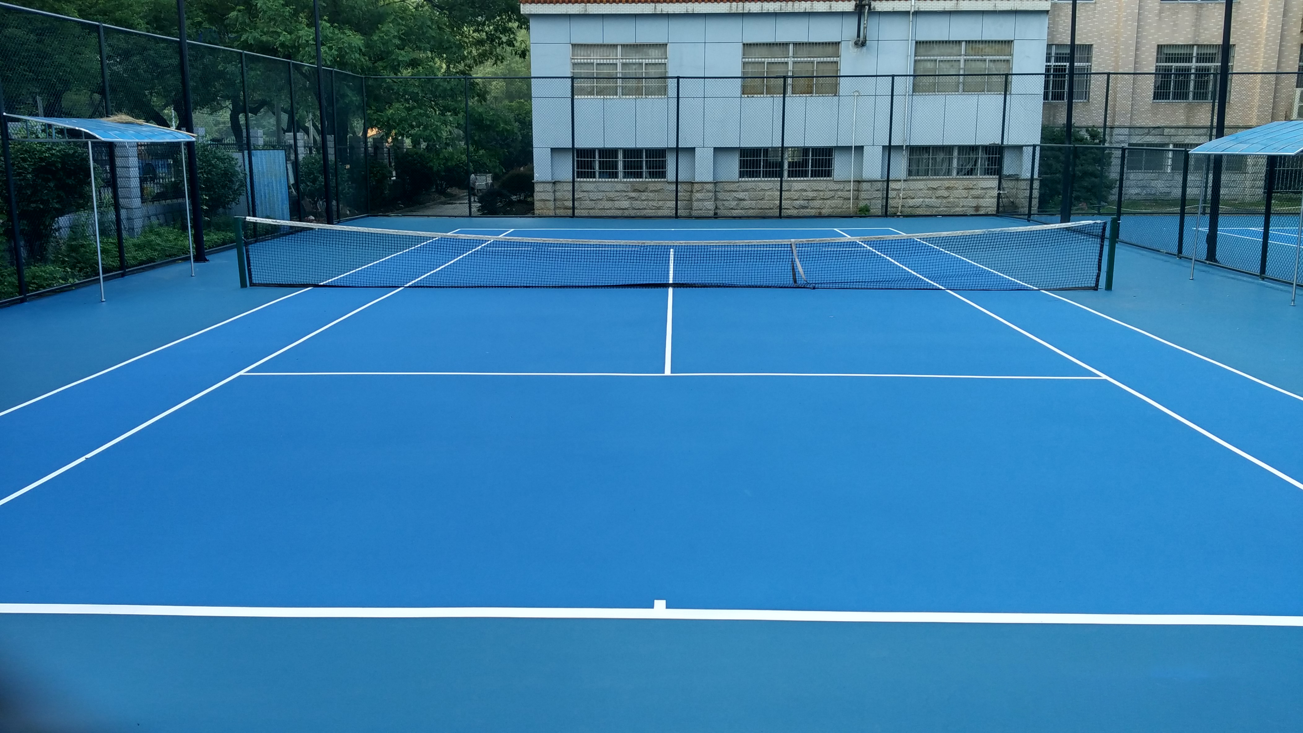 彈性丙烯酸網球場案例